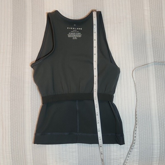 Everlane The Perform Tank in Pine green size XXS new with tag - Picture 15 of 16